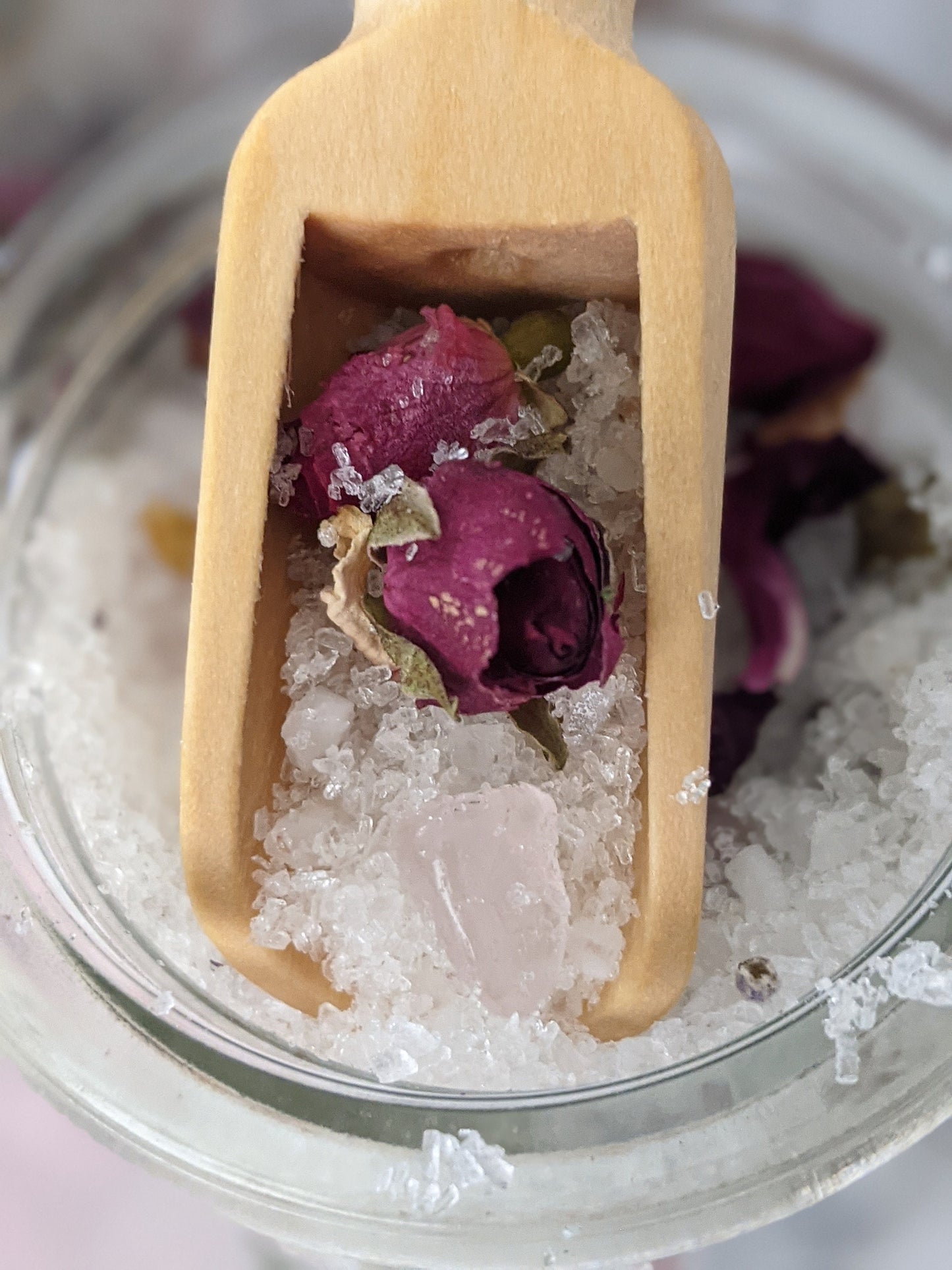 Healing Bath Salts with Rose Quartz | Bath Salts for Heart Chakra cleansing | Bath Salts for bath ritual healing with Rose Quartz