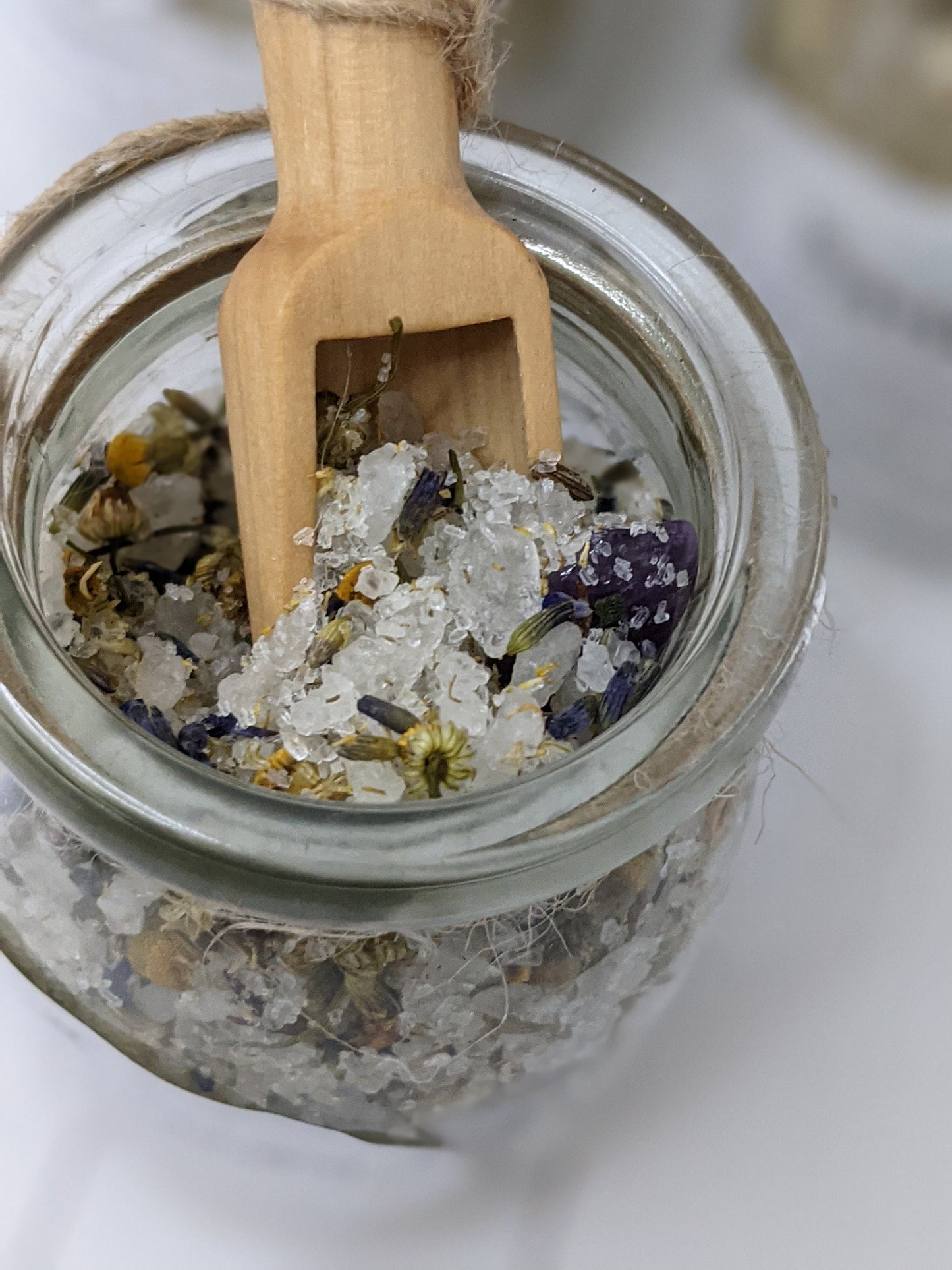 Healing Bath Salts with Amethyst |Bath Salts for relaxation | Organic Bath Salts with crystals for calm and balance