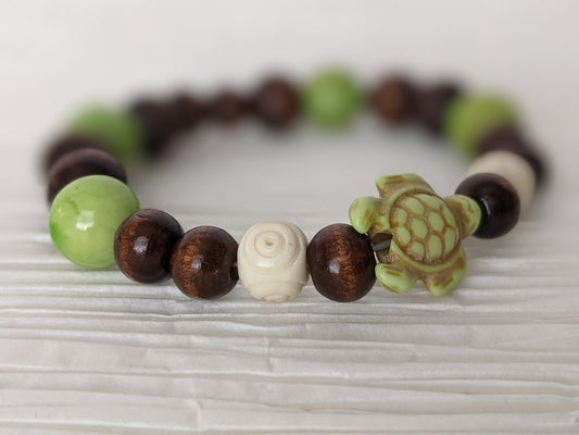 Sea Turtle Bead Bracelet | Handmade Beaded Green Sea Turtle Bracelet | Women's Sea Turtle Bracelet with natural gemstones and wood beads